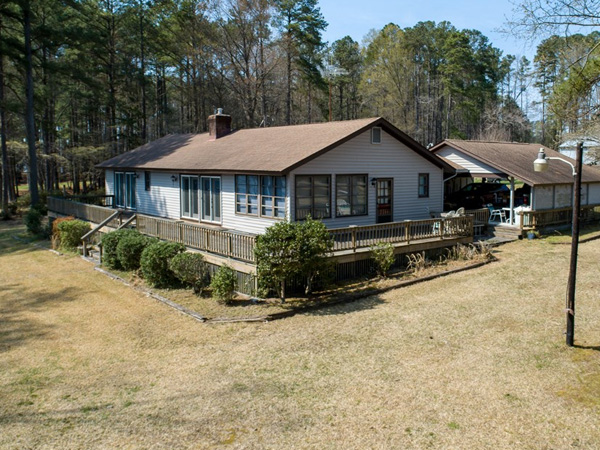 Lake Gaston home for sale at 104 Dogwood Acres, Henrico, NC